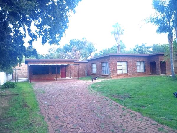5 Bedroom House