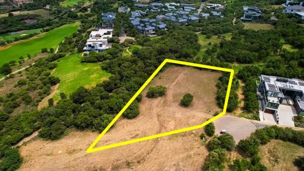 4 306 m² Land