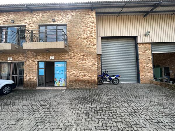279  m² Industrial space
