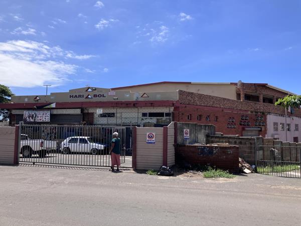 512 m² Commercial space