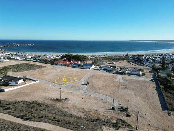 353 m² Land