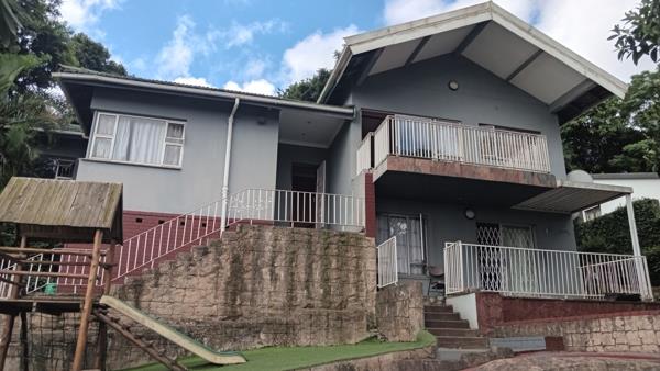6 Bedroom House