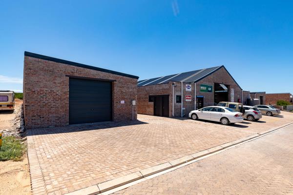 1 080 m² Commercial space