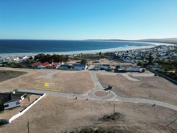 348 m² Land