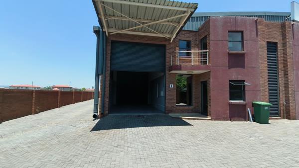 274  m² Industrial space