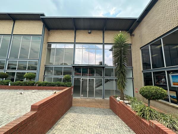 250 m² Commercial space