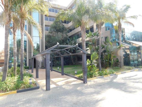 1 174  m² Commercial space