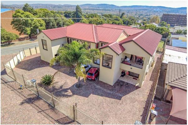 20 Bedroom House