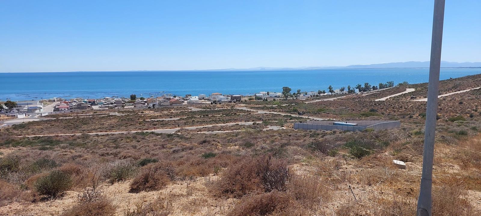 528 m² Land available in St Helena Views