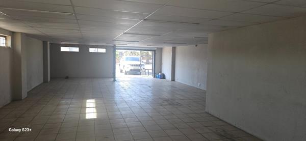 120 m² Commercial space