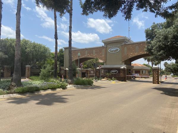 1 050 m² Land