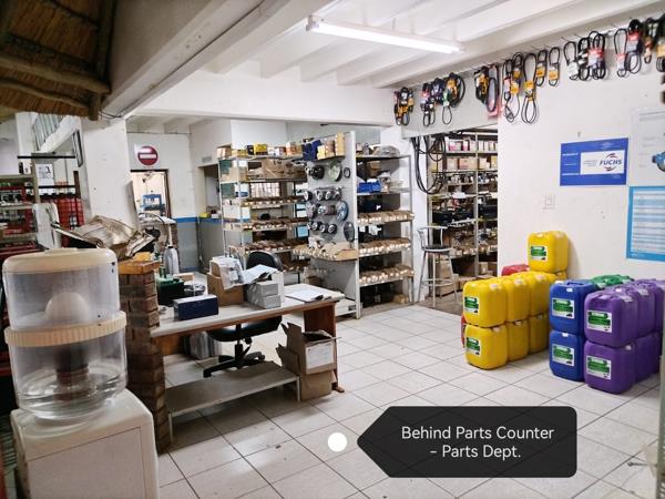 1 194  m² Industrial space