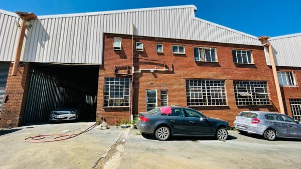 337  m² Industrial space