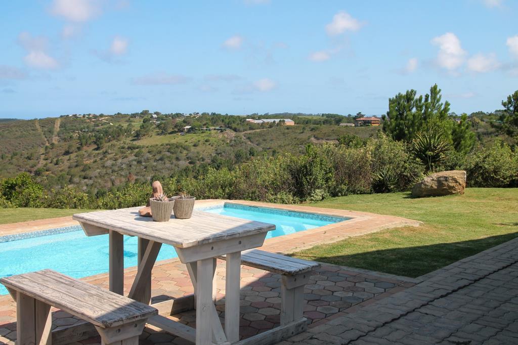 1.2 ha Smallholding