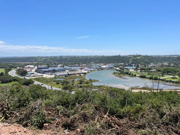 1 860 m² Land