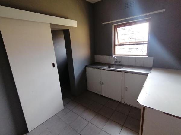 Bachelor apartment