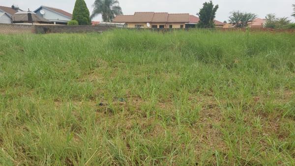 500 m² Land