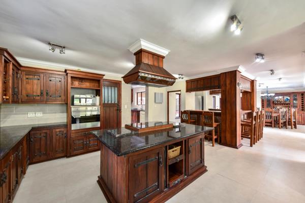 6 Bedroom House