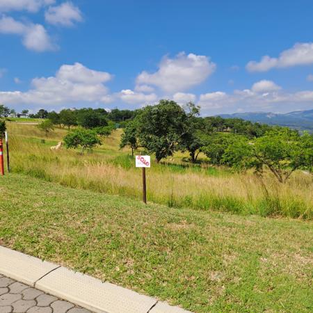 869 m² Land