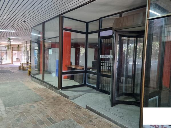 105  m² Retail Space