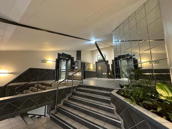 124  m² Commercial space