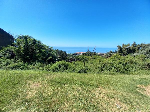 1 080 m² Land