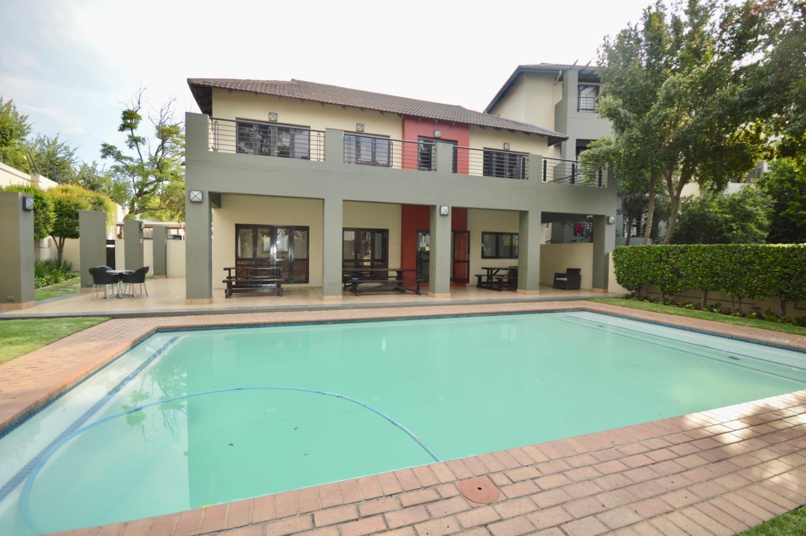 1 Bedroom Apartment in Lonehill