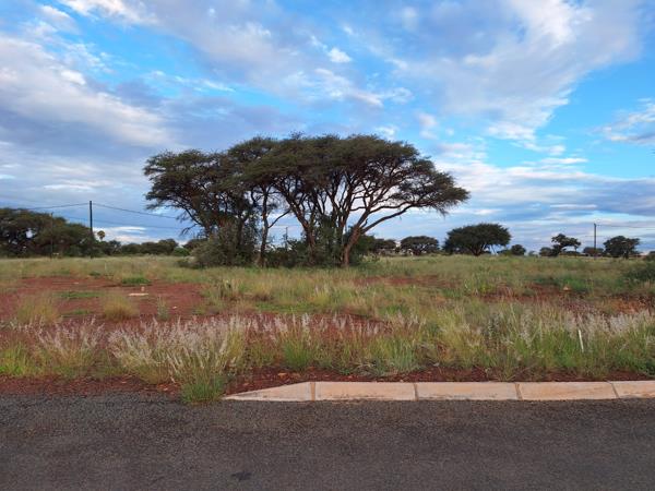 557 m² Land