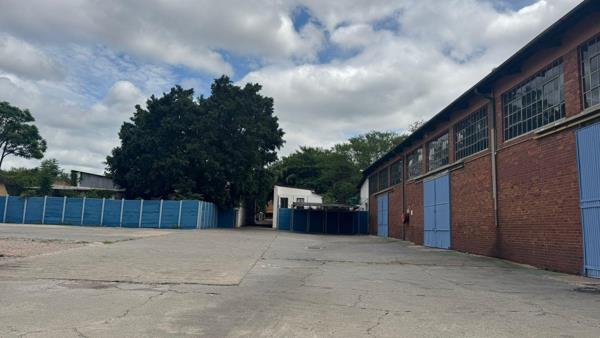 2 002 m² Industrial space