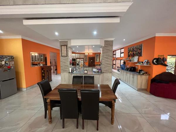 6 Bedroom House