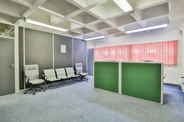 114  m² Office Space