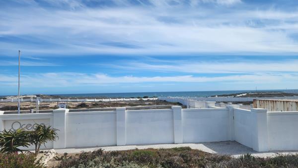 683 m² Land