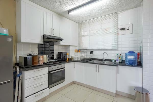 2 Bedroom Flat