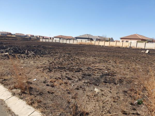 847 m² Land