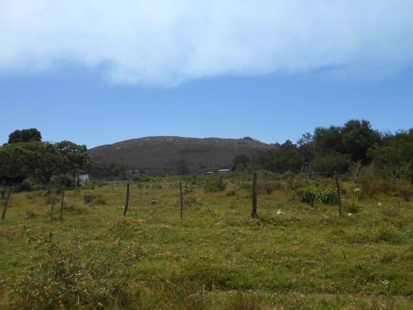 8 565 m² Land