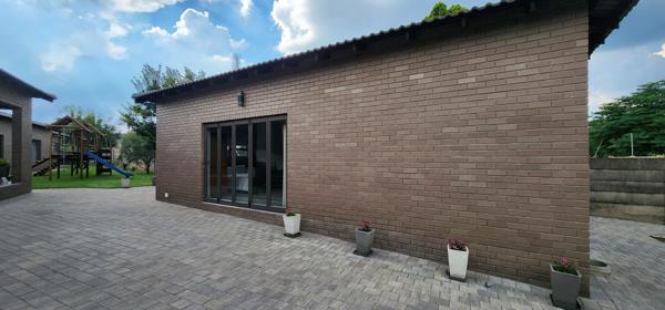 1 Bedroom Garden Cottage