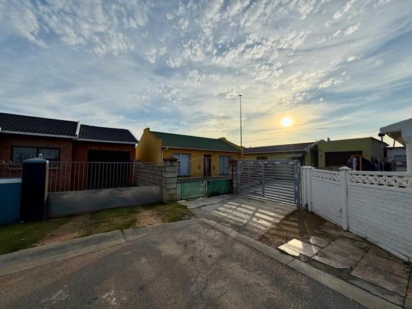 2 Bedroom House