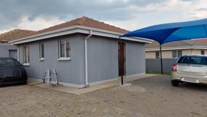 House in Crystal Park