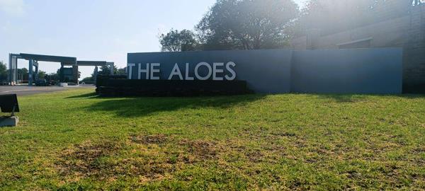 817 m² Land