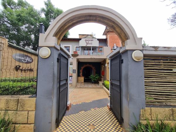 105  m² Commercial space