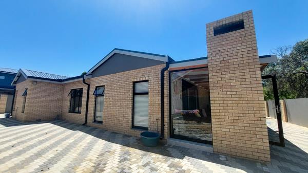 4 Bedroom Townhouse