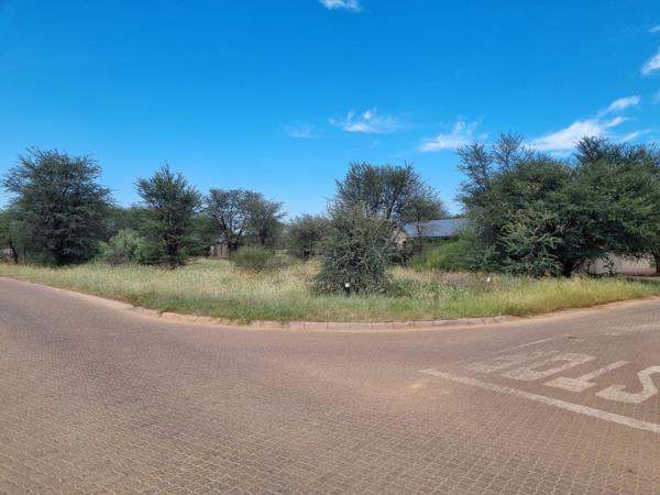 1 058 m² Land