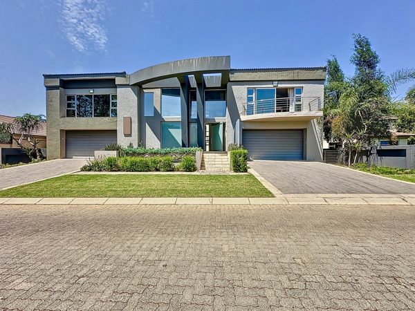 5 Bedroom House