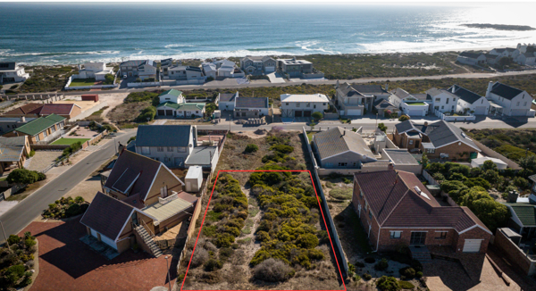 770 m² Land