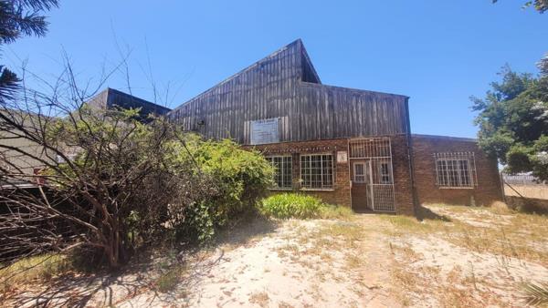 4 550  m² Industrial space