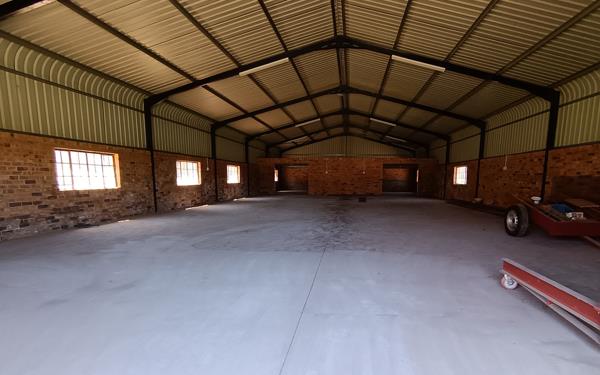 360  m² Industrial space