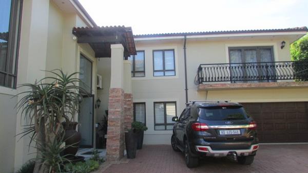 4 Bedroom Townhouse
