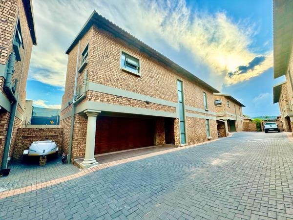 3 Bedroom Townhouse