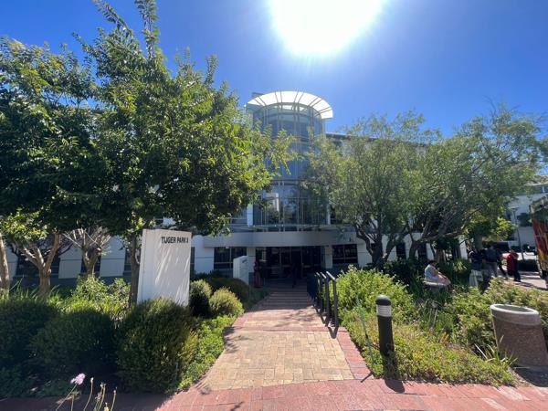 361.3  m² Commercial space