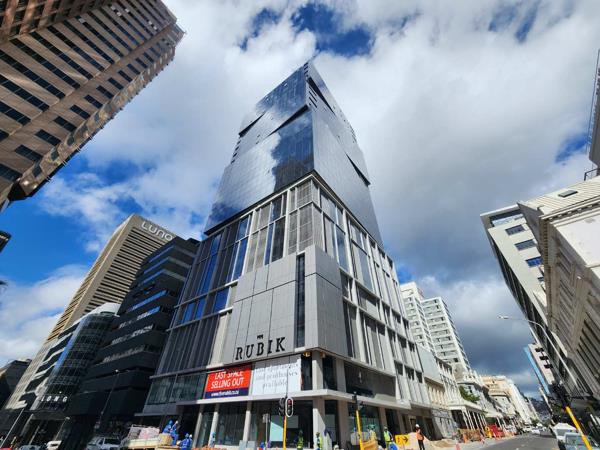 2 100  m² Office Space